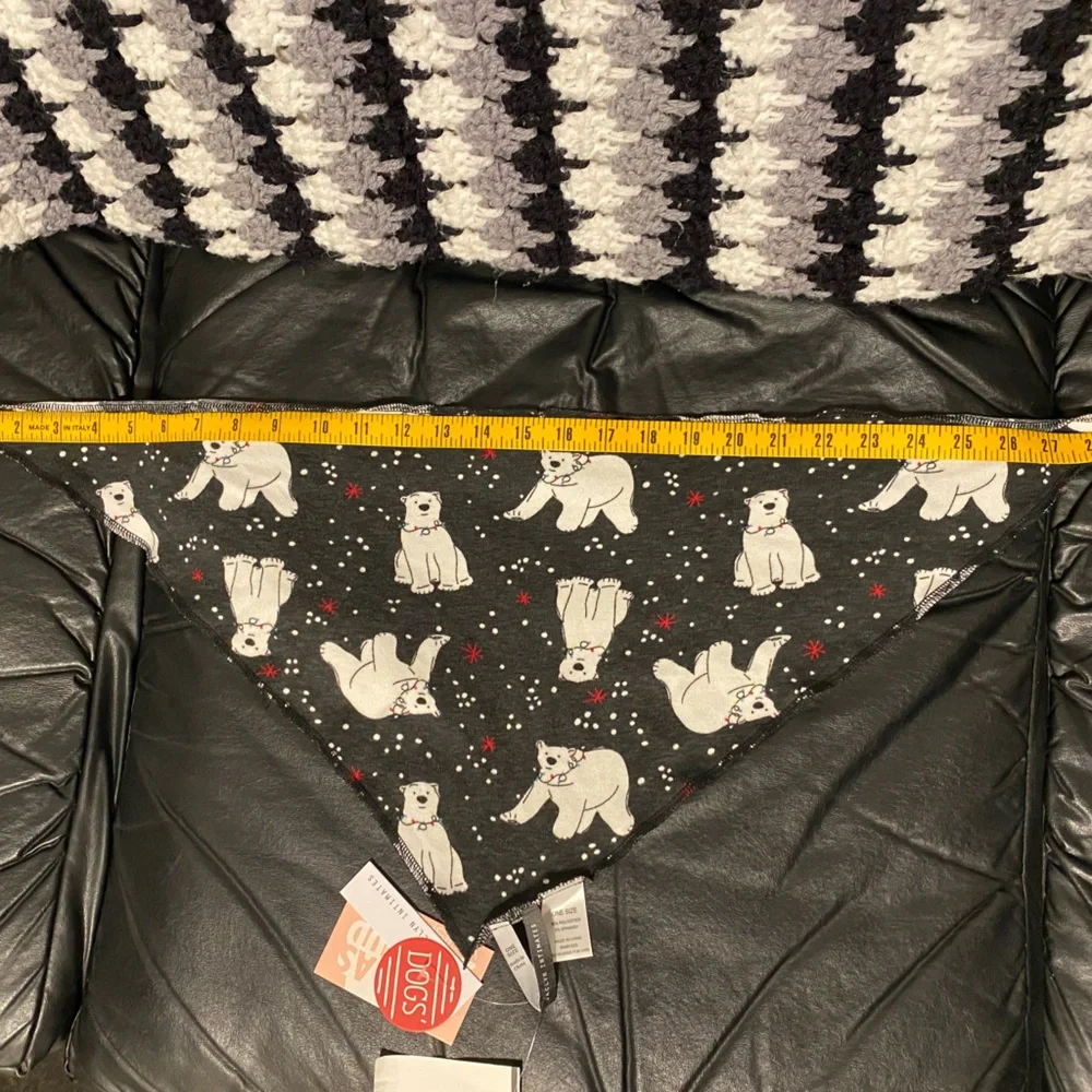 Jaclyn Intimates Xmas/Winter Polar Bear Bandana for Dogs/Pets - M/L
